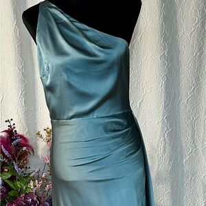 COPY - Signature Elegance Aegean Teal Satin One-Shoulder Maxi
Dress
Lulus